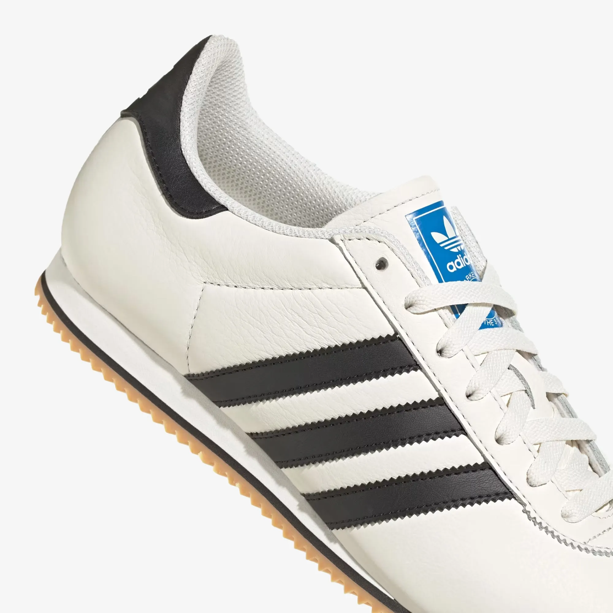 Adidas Originals | KICK  { CORE WHITE/CORE BLACK/GUM