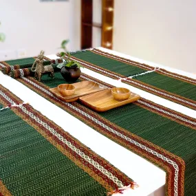 Handmade Dining Table Mats and Table Runner in Green (Set of 6/4) | Eco Friendly Tableware Sustainably Handwoven from Natural Grass