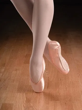 Studio Pro Hard Pointe Shoe