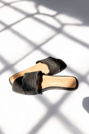 'Vale' Scallop Edge Woven Sandal in Black