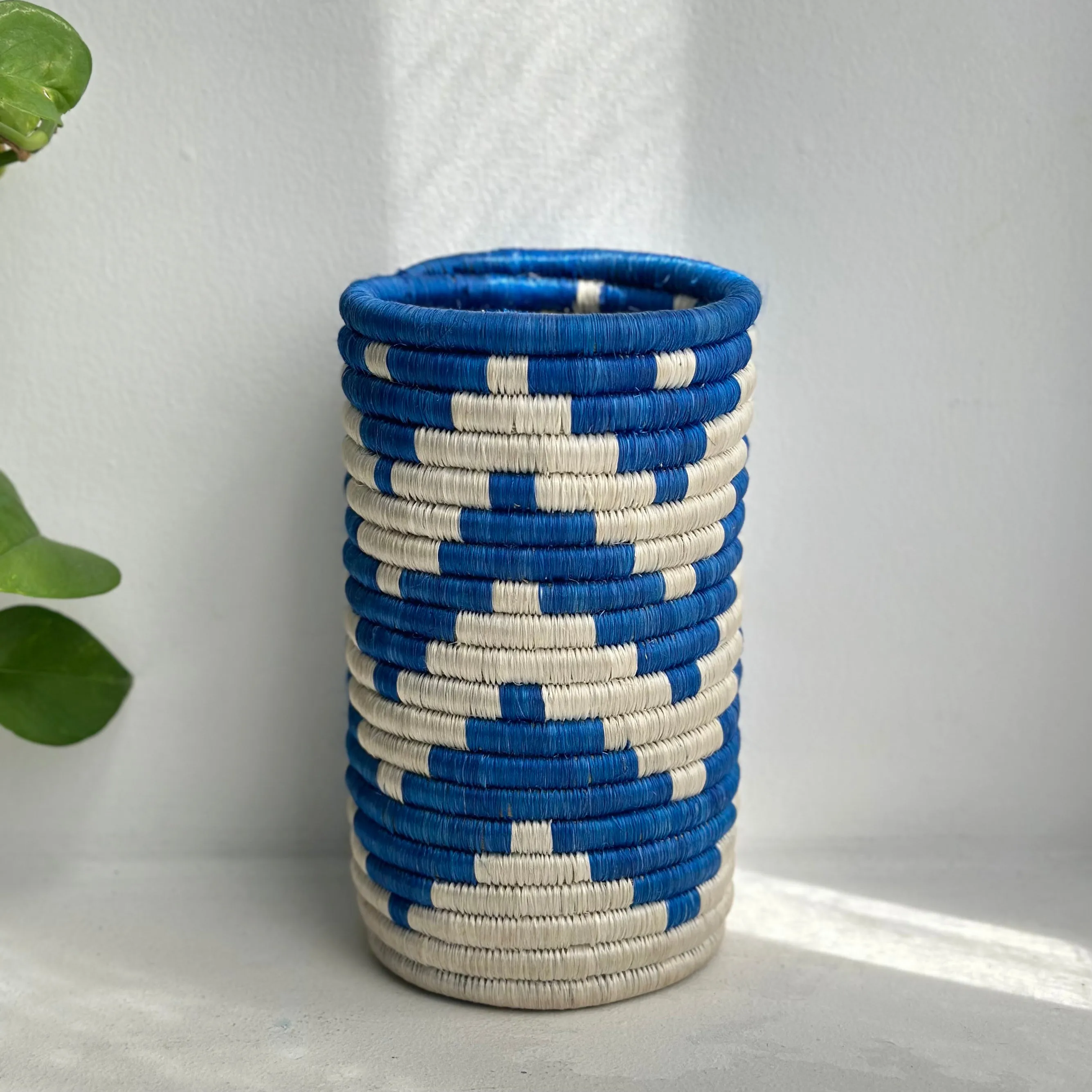 Zigzag Woven Vase (click for more colors)